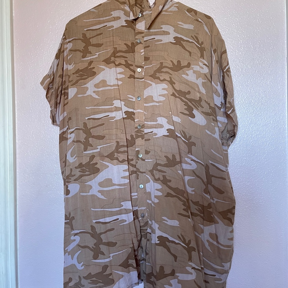 Small. Dakota Camo. Mombasa.
